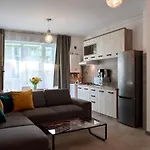 Glamour Sea View Family Apartments - Spa N Pools Resort