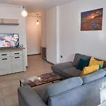 Glamour Sea View Family Apartments - Spa N Pools Resort