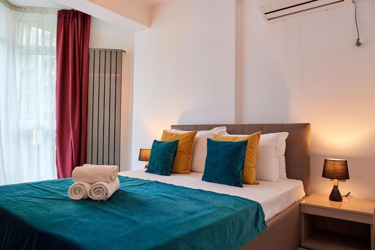 Glamour Sea View Family - N Pools Apartment