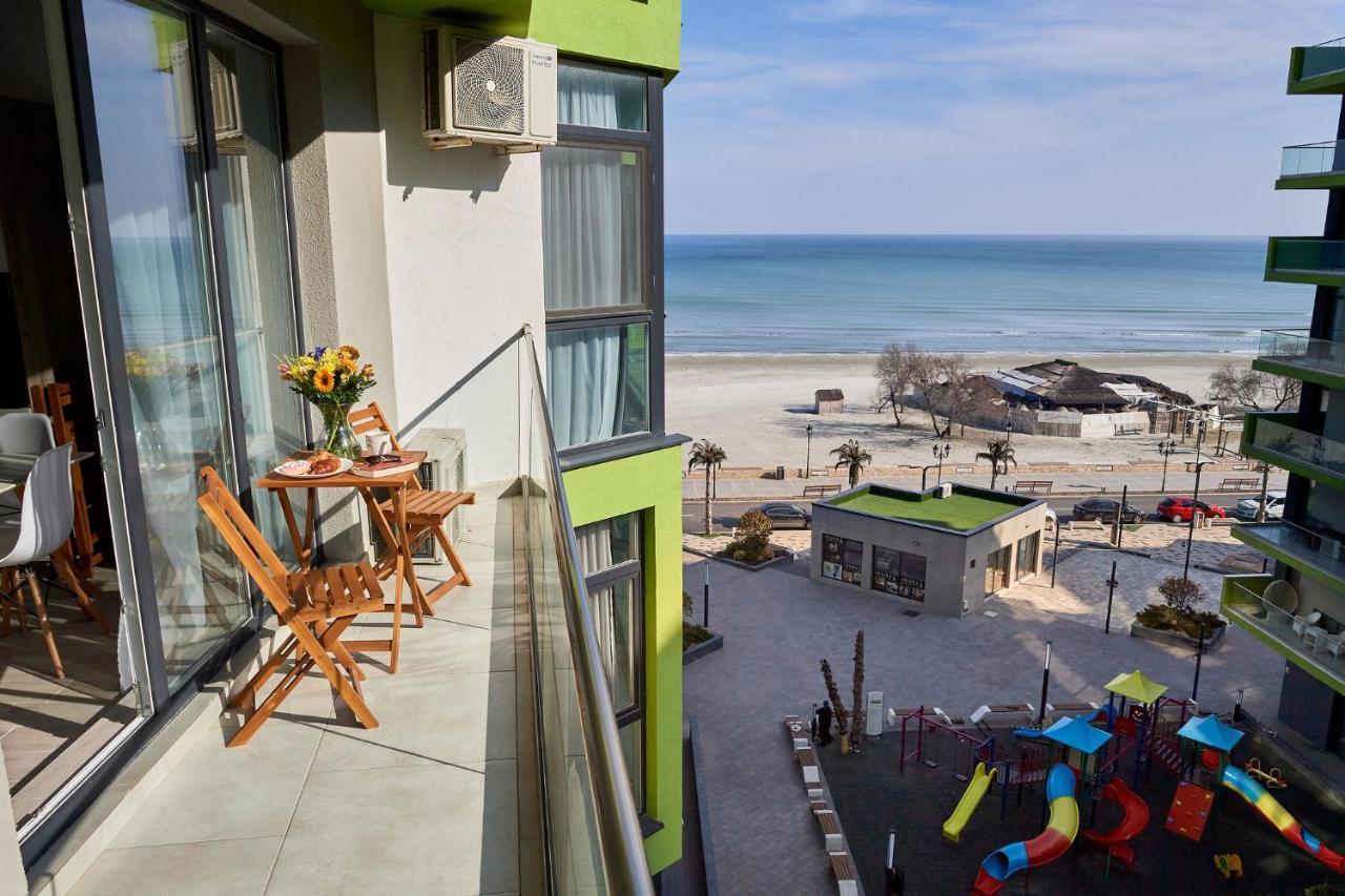 Glamour Sea View Family - N Pools Apartment