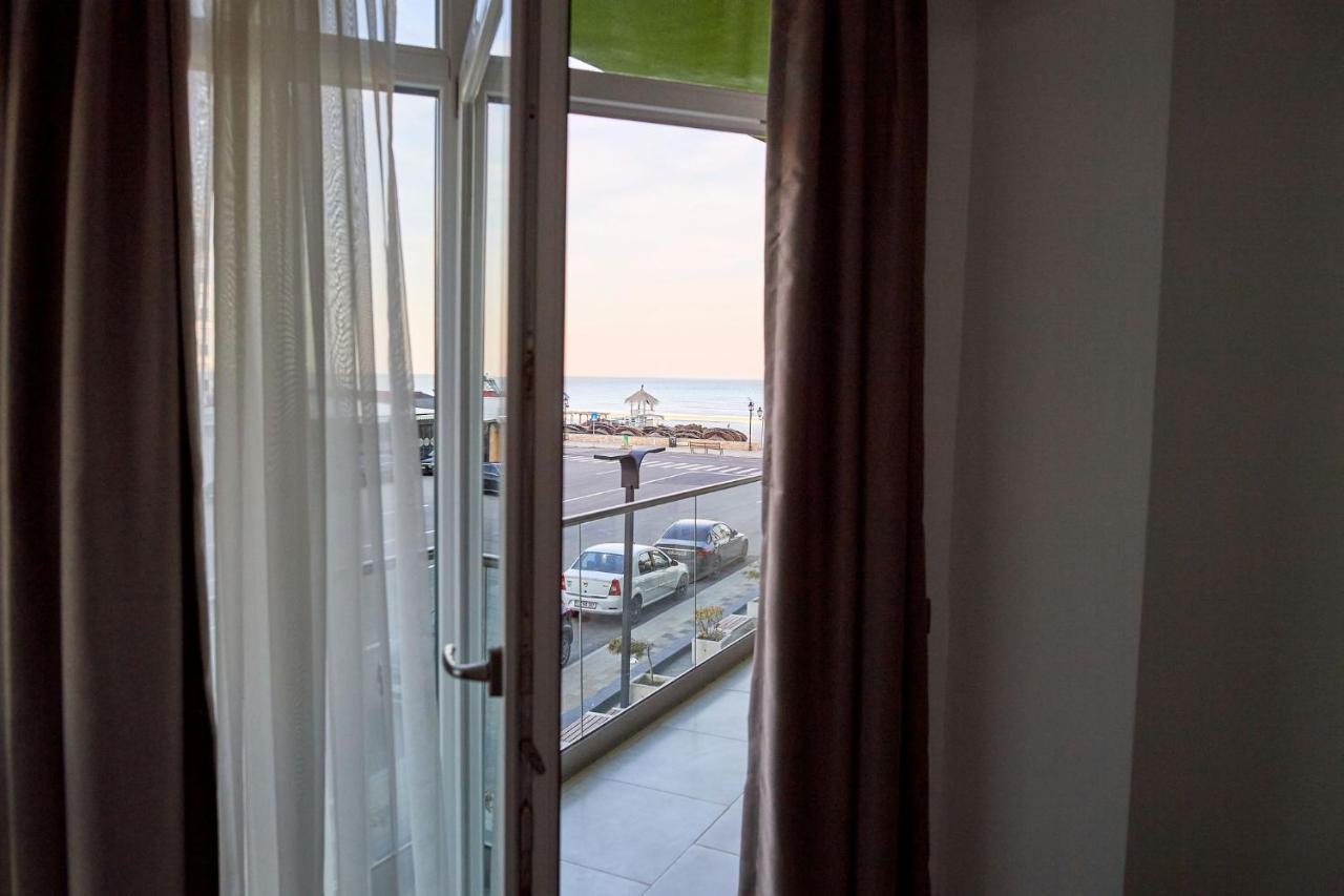Apartment Glamour Sea View Family - N Pools